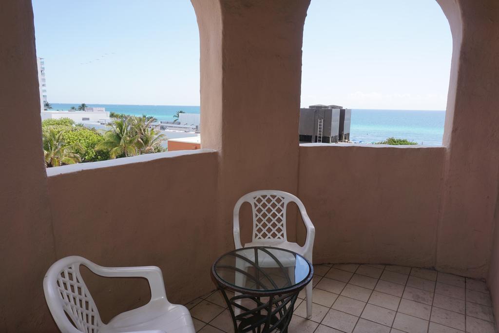 Design Suites Hollywood Beach Resort Exterior photo