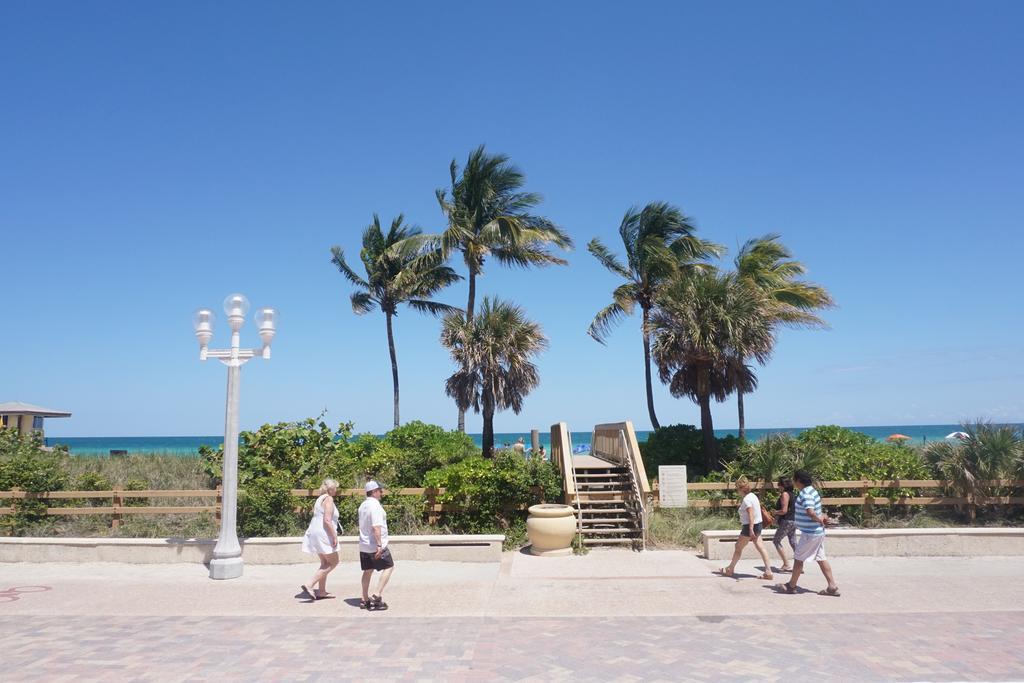 Design Suites Hollywood Beach Resort Exterior photo