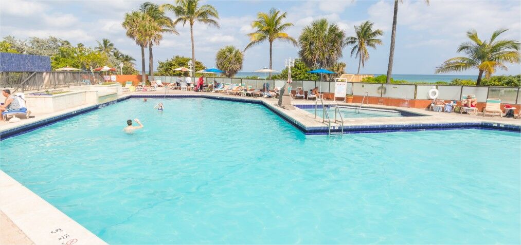 Design Suites Hollywood Beach Resort Exterior photo